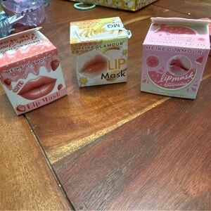 MEIKE GLAMOUR Lip Mask Watermelon, Strawberry, & Honey with Active Ingredients